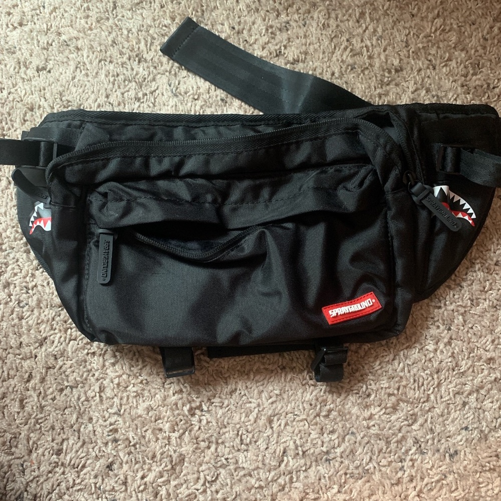 Spray ground fanny pack